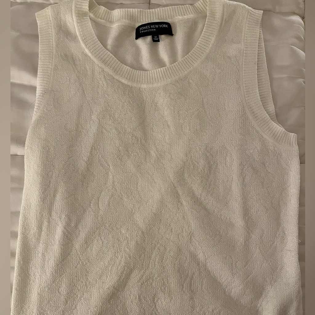Jones New York Cream Ribbed Knit Top And Cardigan